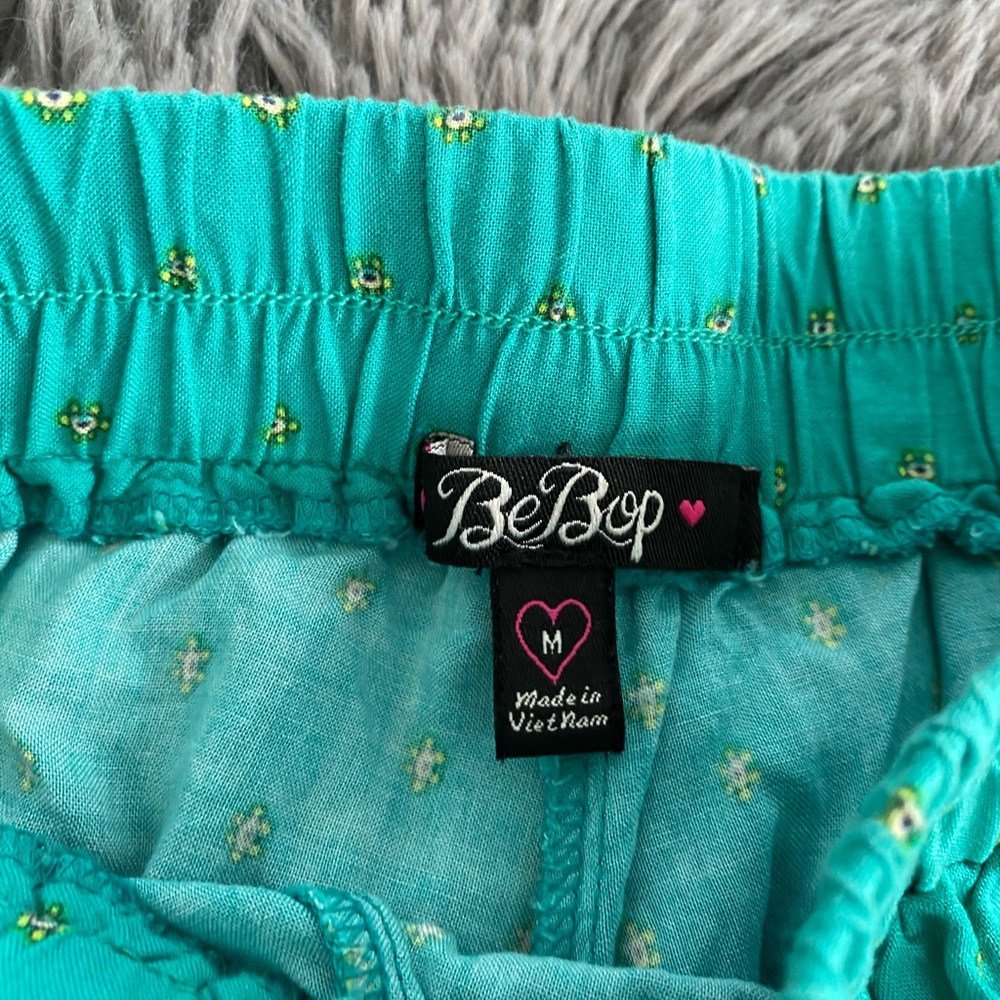 Shorts - Picture 2 of 2